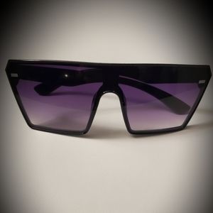 Designer Style Ladies Oversize Sunglasses